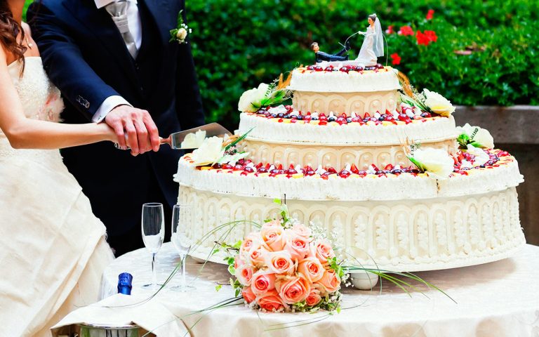 Wedding Catering and Wedding Cakes